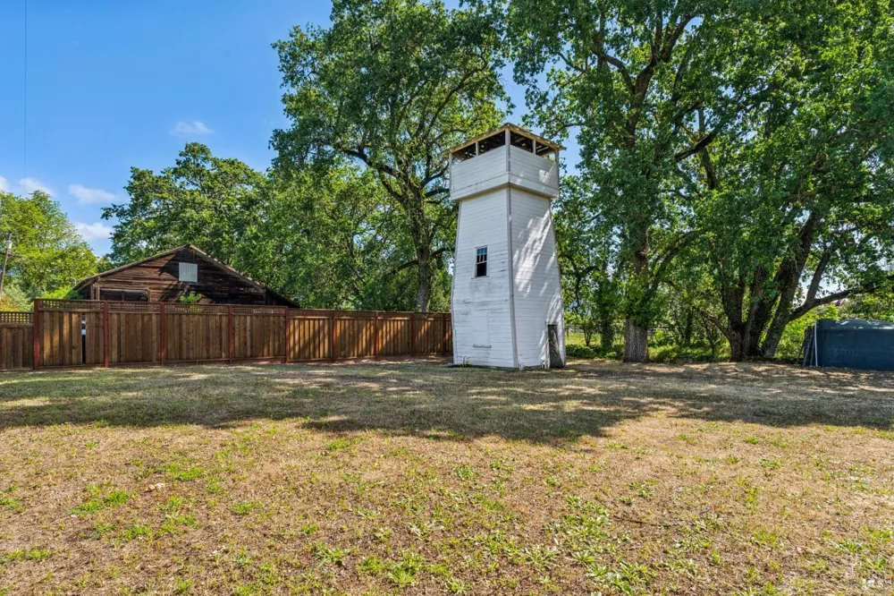 3260 State Highway 128 Calistoga, CA 94515