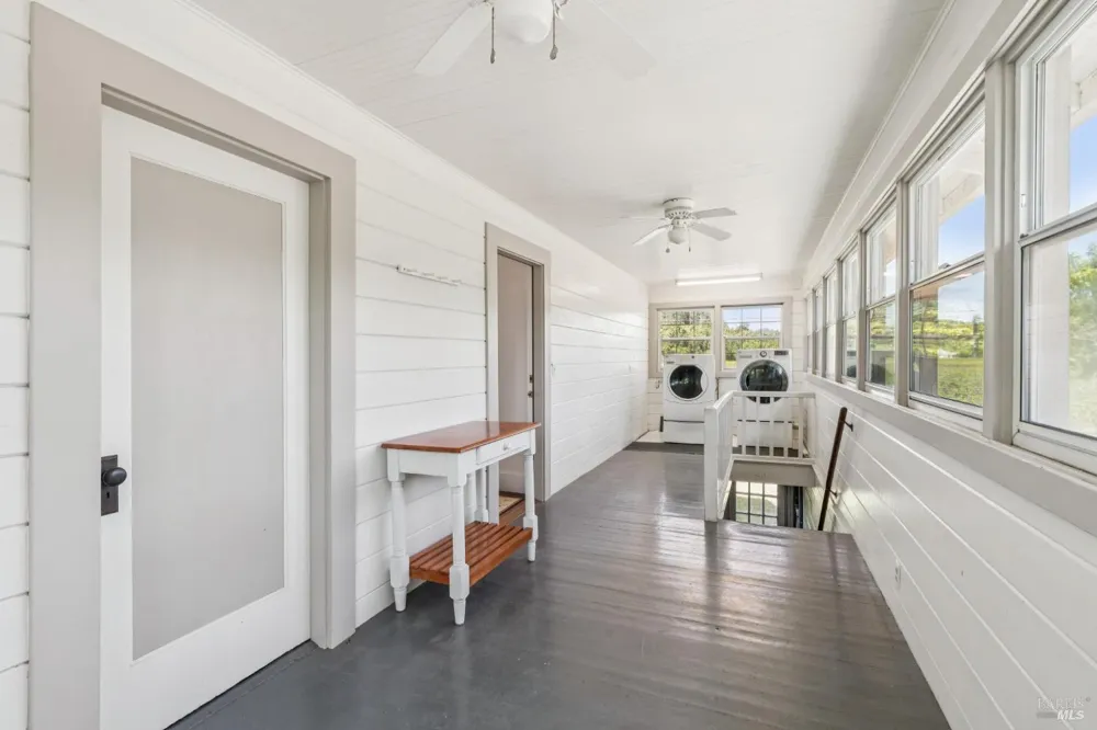 3260 State Highway 128 Calistoga, CA 94515