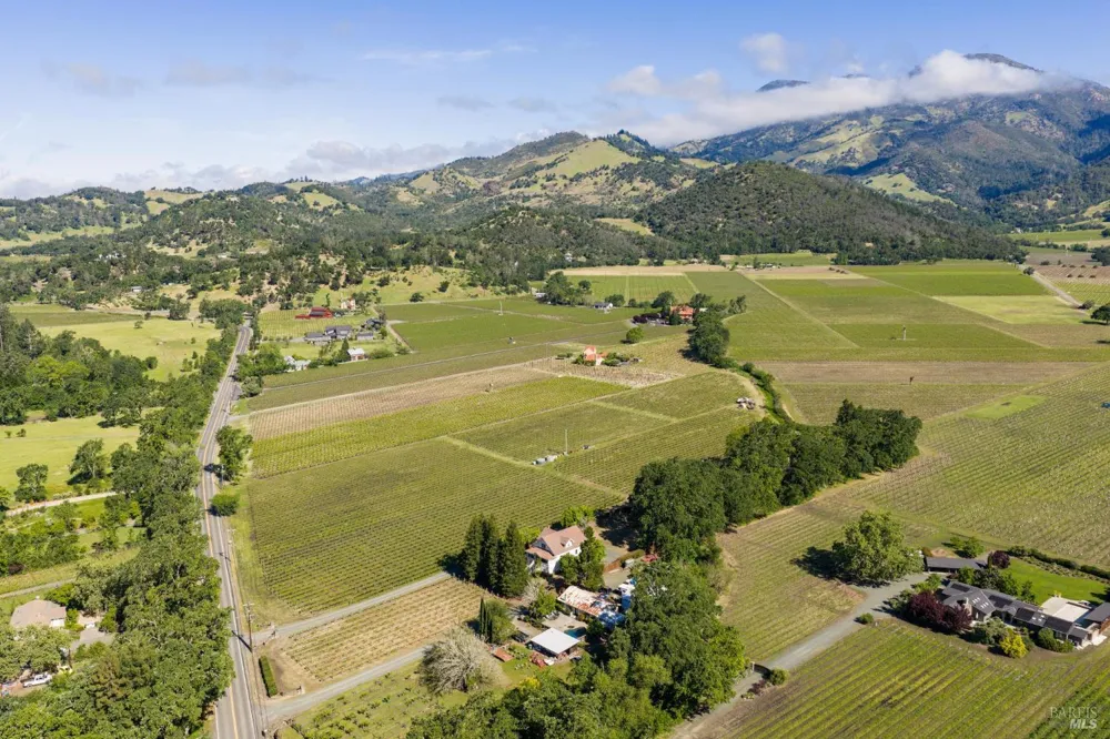 3260 State Highway 128 Calistoga, CA 94515