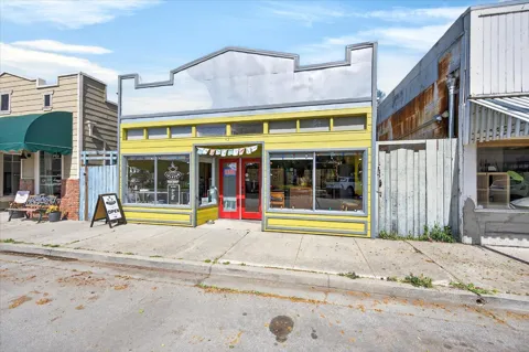 43 Main Street