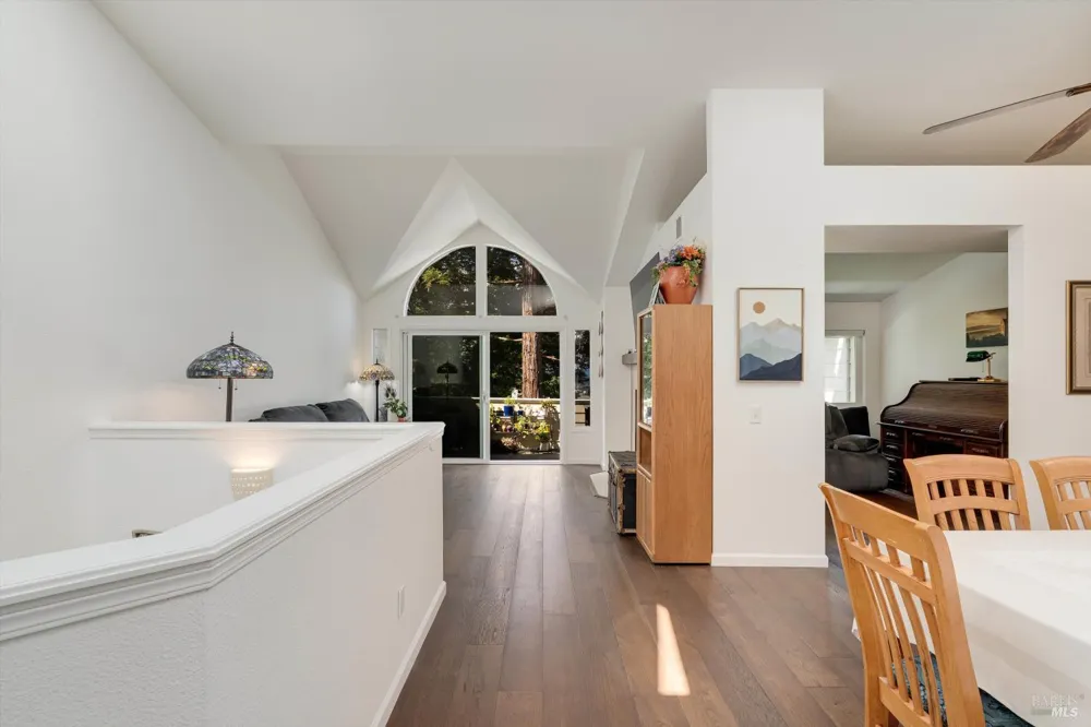 2008 Stonefield Lane Santa Rosa, CA 95403