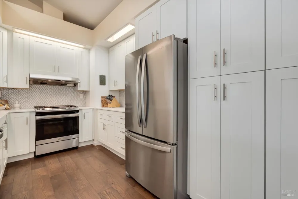 2008 Stonefield Lane Santa Rosa, CA 95403