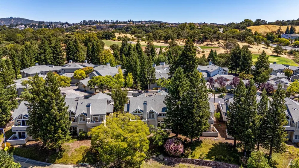 2008 Stonefield Lane Santa Rosa, CA 95403