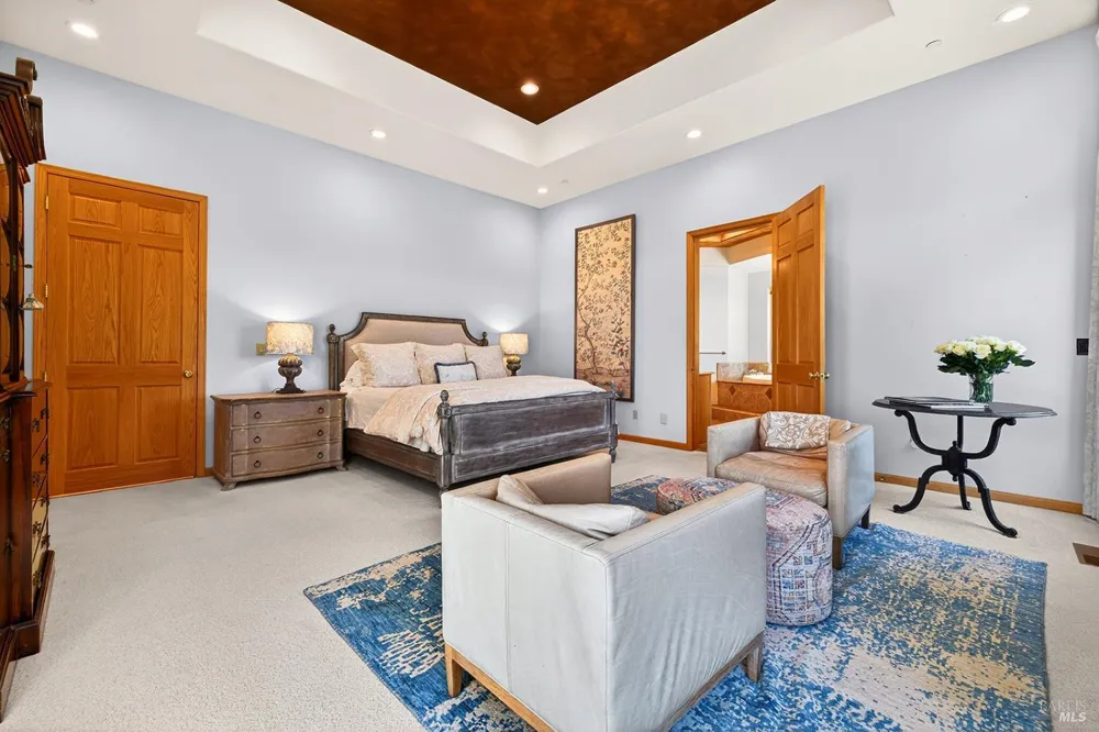 8373 Singing Hills Trail Santa Rosa, CA 95404