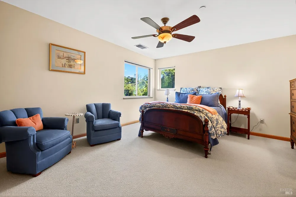 8373 Singing Hills Trail Santa Rosa, CA 95404
