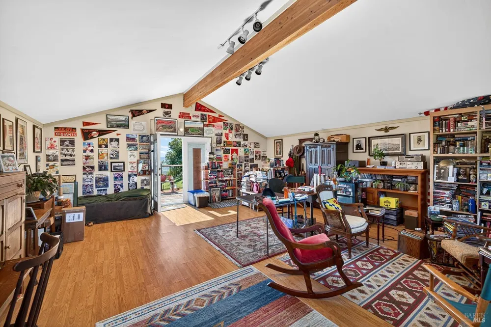8373 Singing Hills Trail Santa Rosa, CA 95404