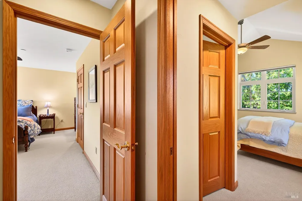 8373 Singing Hills Trail Santa Rosa, CA 95404