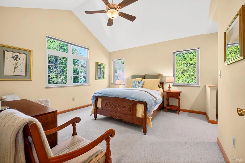 8373 Singing Hills Trail Santa Rosa, CA 95404
