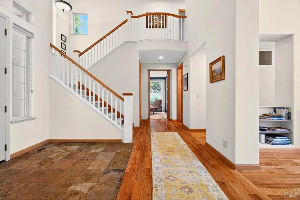 8373 Singing Hills Trail Santa Rosa, CA 95404