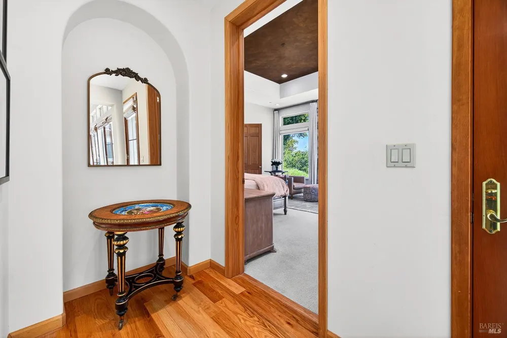 8373 Singing Hills Trail Santa Rosa, CA 95404