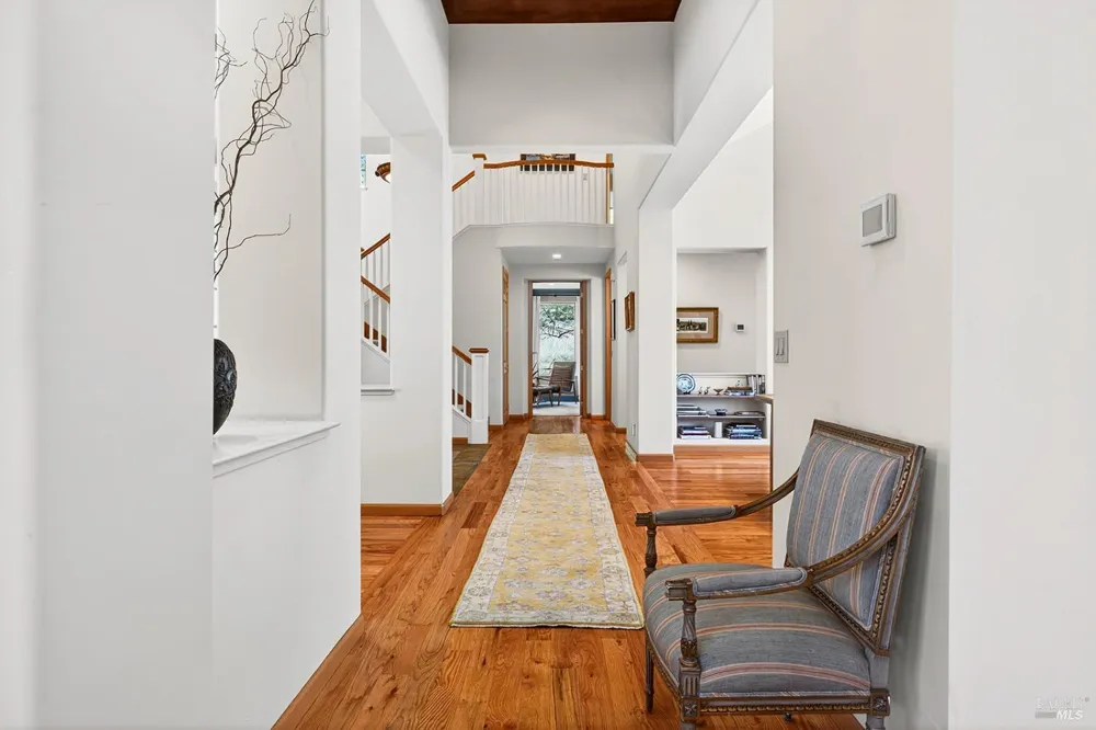 8373 Singing Hills Trail Santa Rosa, CA 95404