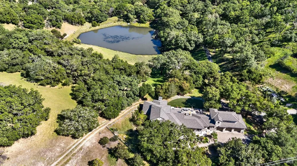 8373 Singing Hills Trail Santa Rosa, CA 95404