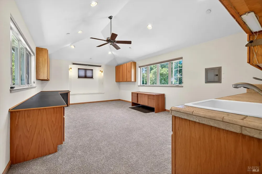 8373 Singing Hills Trail Santa Rosa, CA 95404