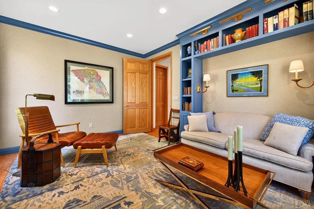 8373 Singing Hills Trail Santa Rosa, CA 95404