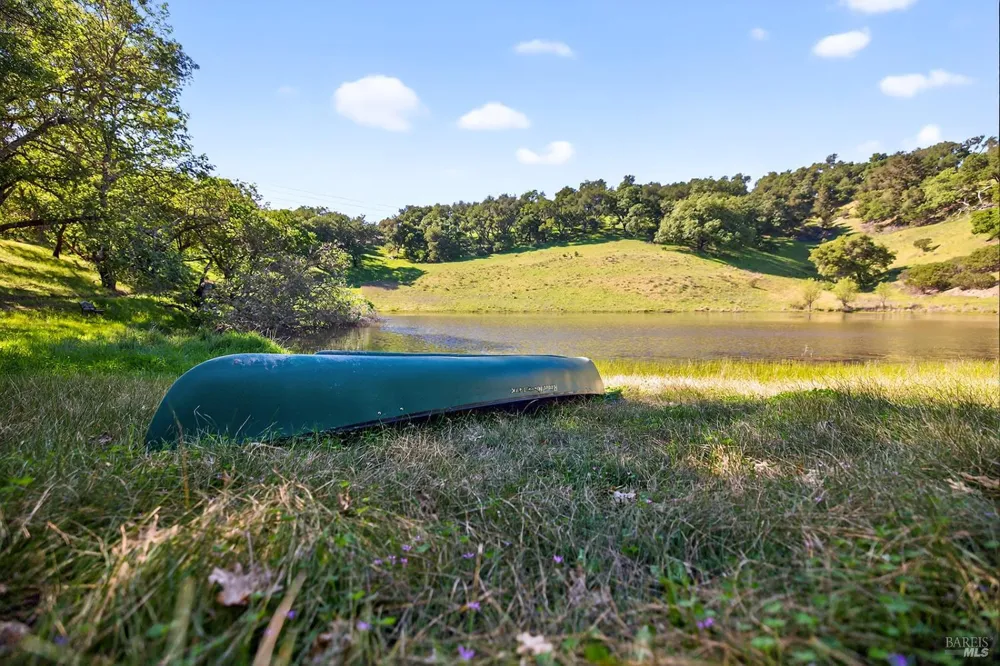 8373 Singing Hills Trail Santa Rosa, CA 95404