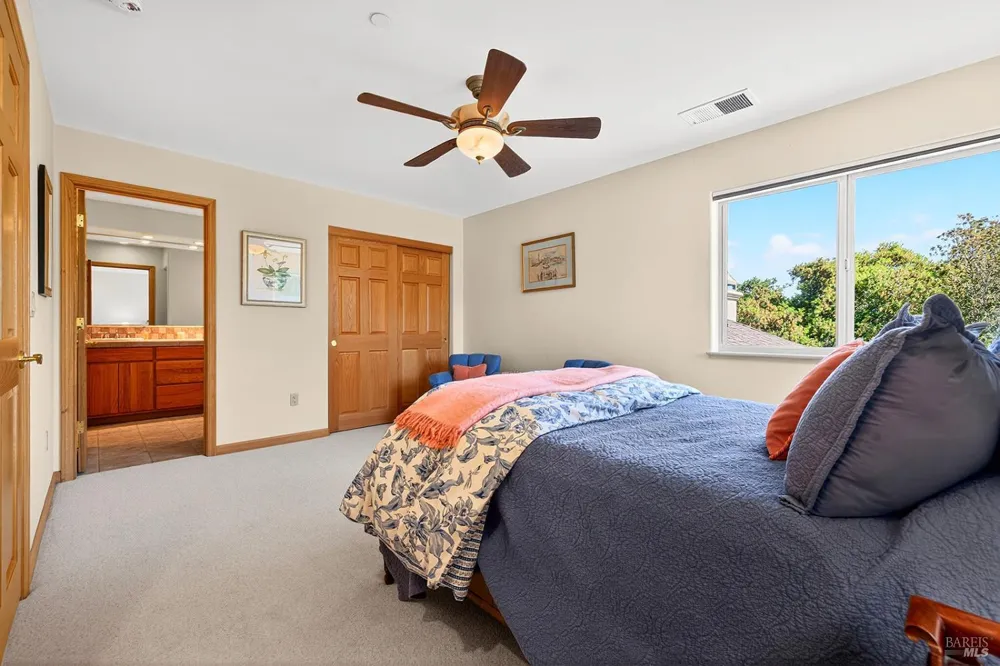 8373 Singing Hills Trail Santa Rosa, CA 95404