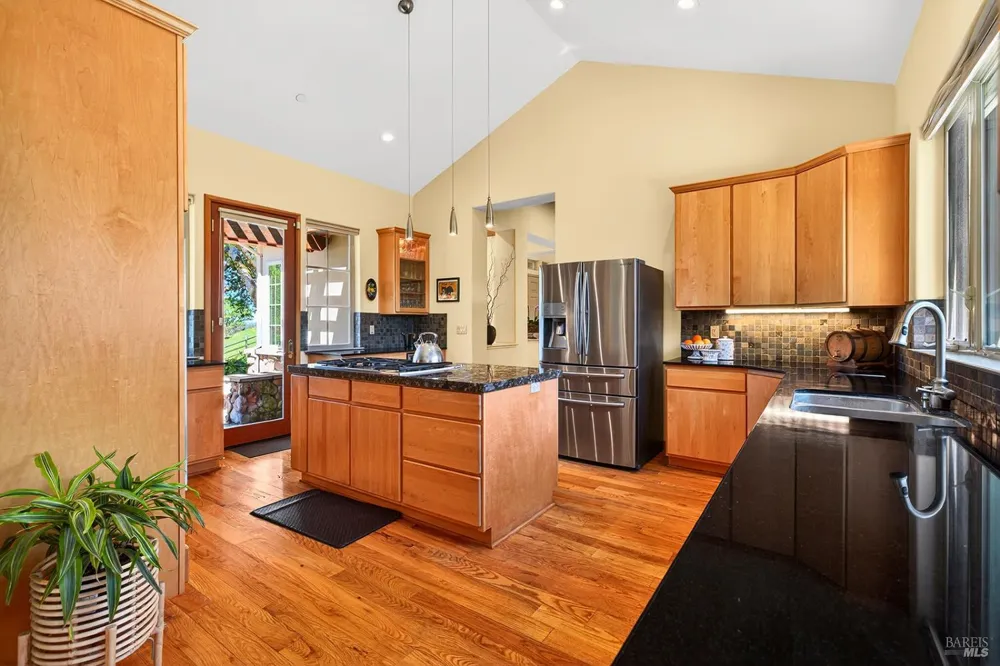8373 Singing Hills Trail Santa Rosa, CA 95404