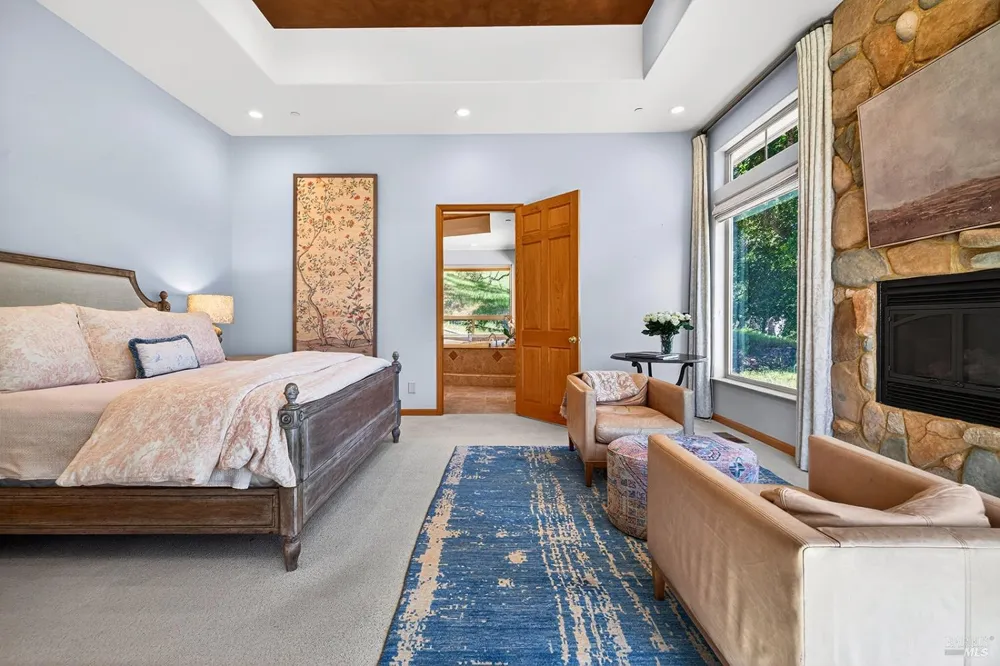 8373 Singing Hills Trail Santa Rosa, CA 95404