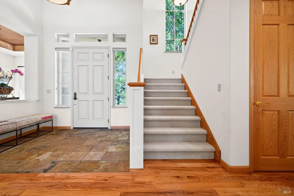 8373 Singing Hills Trail Santa Rosa, CA 95404