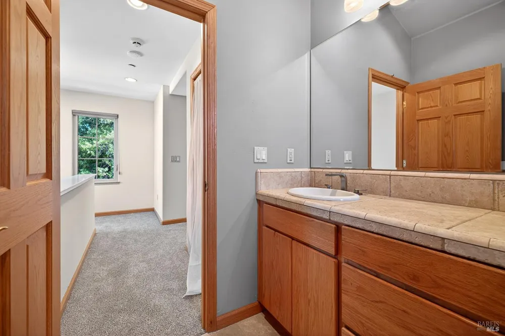 8373 Singing Hills Trail Santa Rosa, CA 95404
