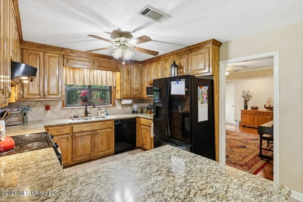 174 S Eagle Ridge Drive Florence, MS 39073