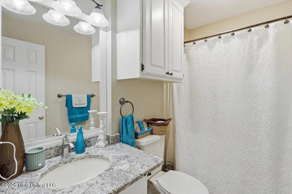 174 S Eagle Ridge Drive Florence, MS 39073