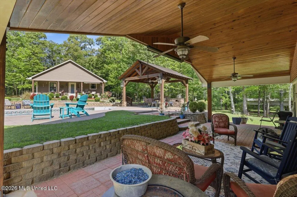 174 S Eagle Ridge Drive Florence, MS 39073