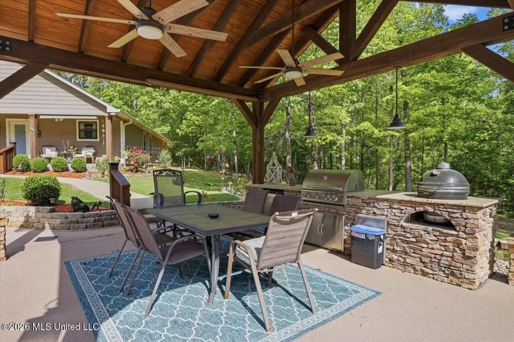 174 S Eagle Ridge Drive Florence, MS 39073