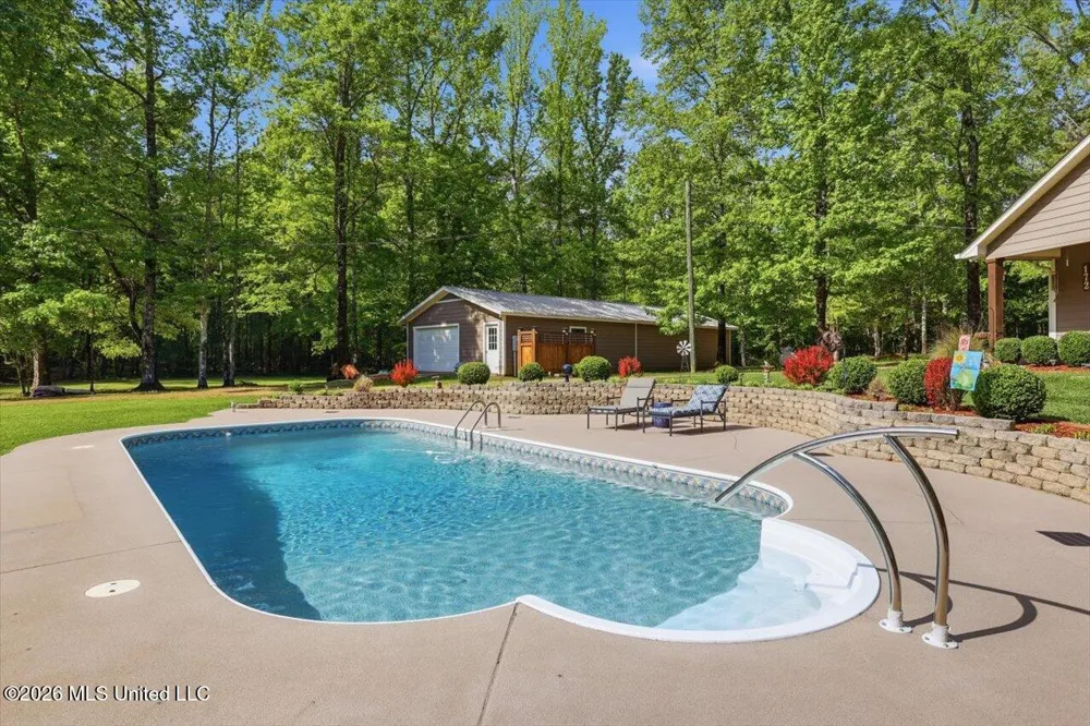 174 S Eagle Ridge Drive Florence, MS 39073