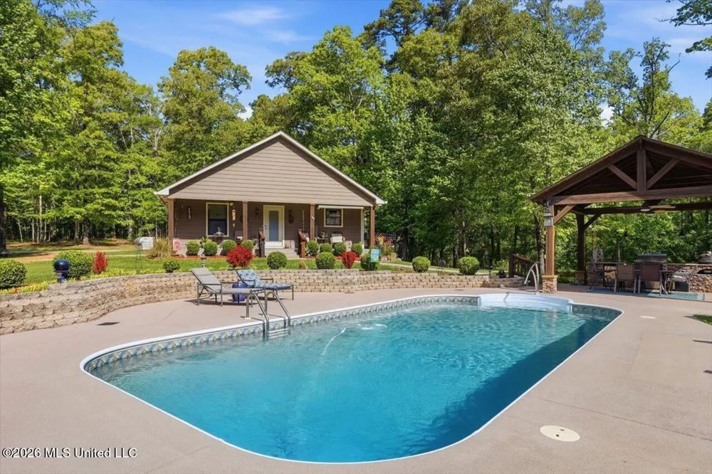 174 S Eagle Ridge Drive Florence, MS 39073