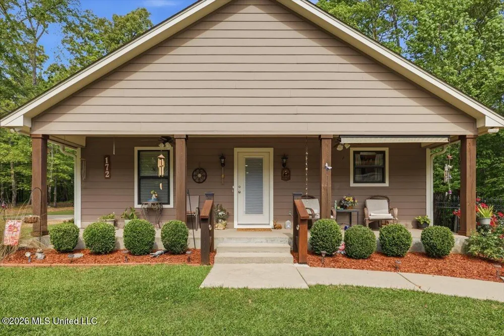 174 S Eagle Ridge Drive Florence, MS 39073
