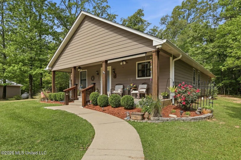 174 S Eagle Ridge Drive Florence, MS 39073