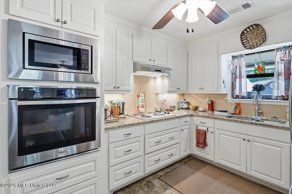 174 S Eagle Ridge Drive Florence, MS 39073