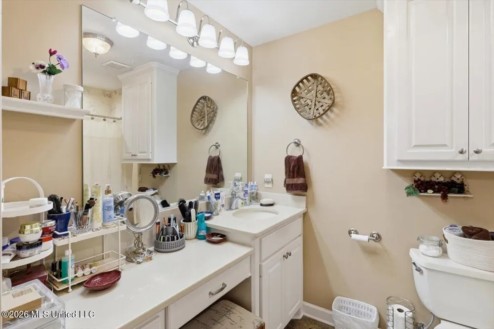 174 S Eagle Ridge Drive Florence, MS 39073