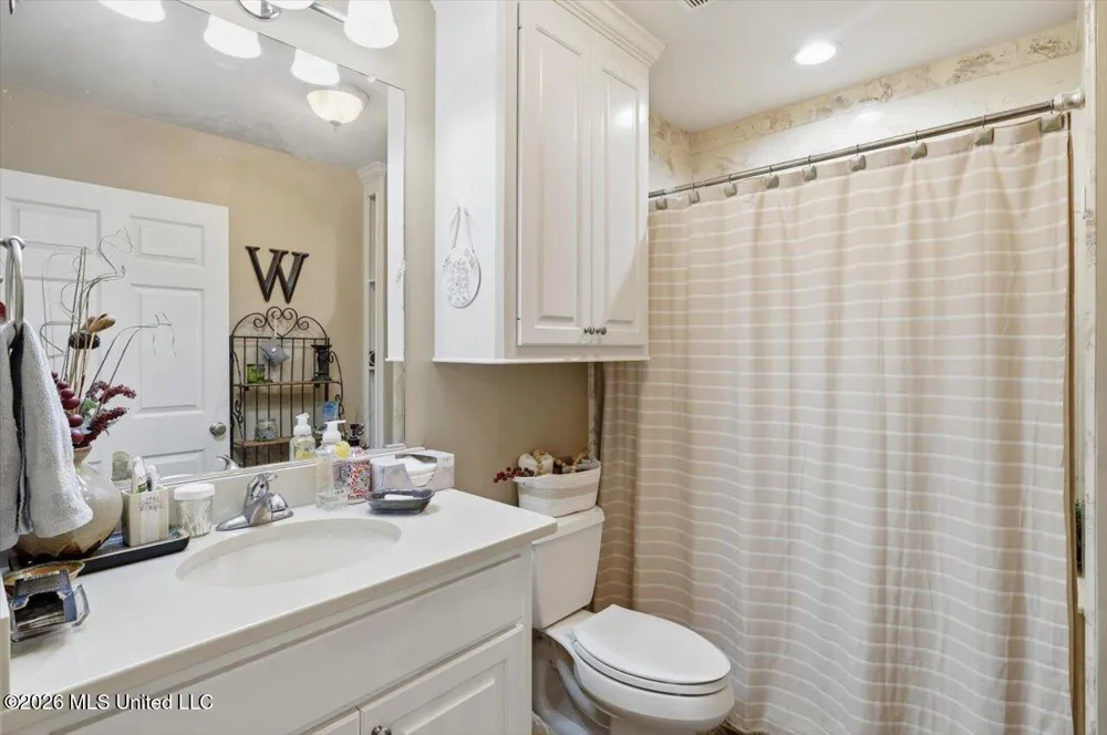 174 S Eagle Ridge Drive Florence, MS 39073