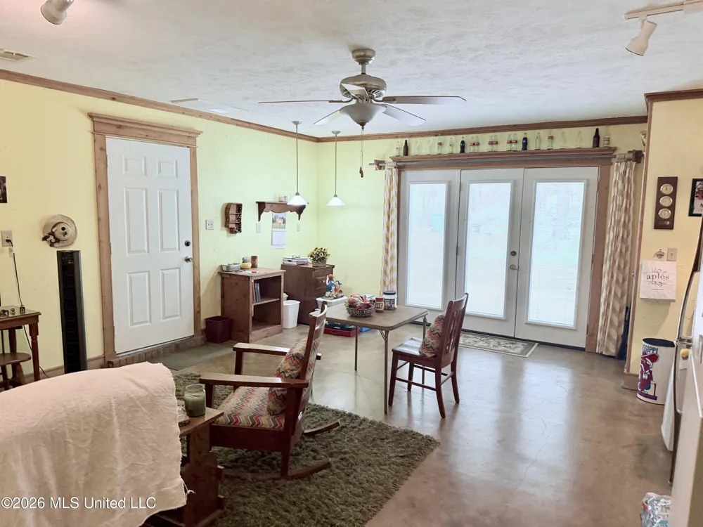 4503 Pine Lake Drive Terry, MS 39170
