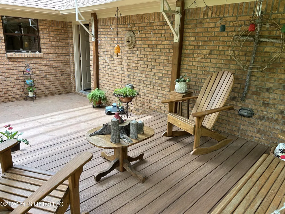 4503 Pine Lake Drive Terry, MS 39170
