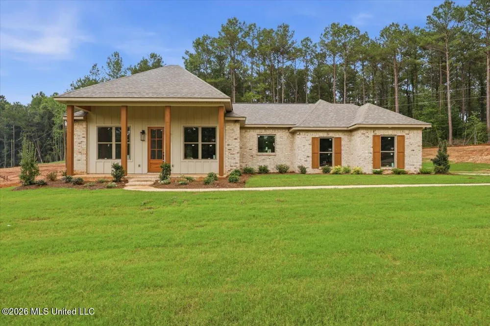 182 A D Mclendon Road Mendenhall, MS 39114