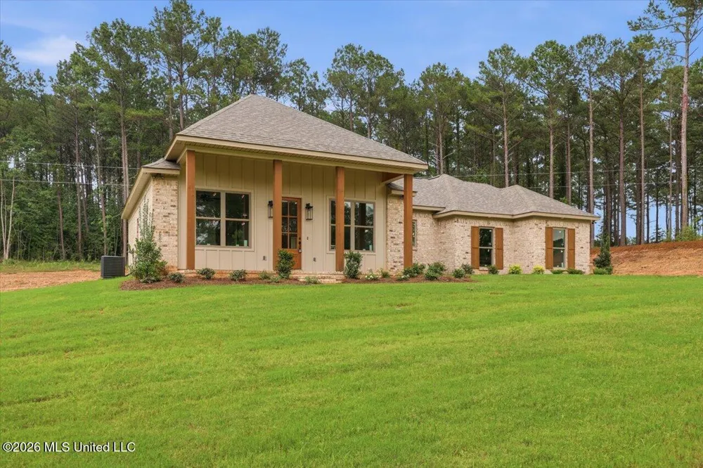 182 A D Mclendon Road Mendenhall, MS 39114
