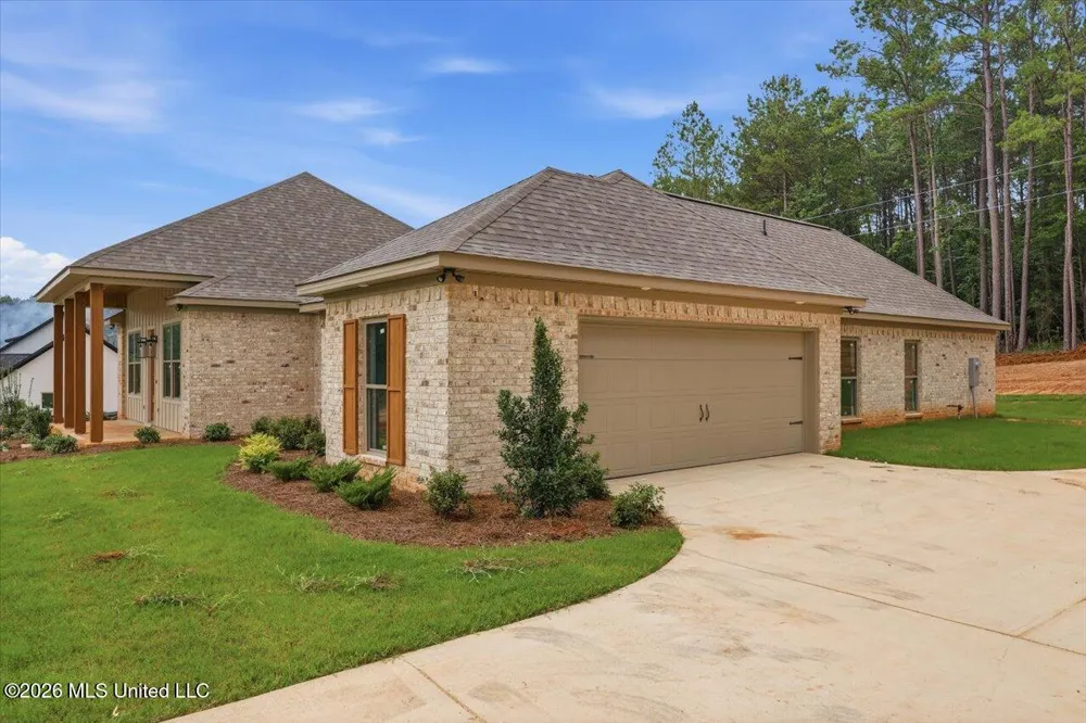 182 A D Mclendon Road Mendenhall, MS 39114
