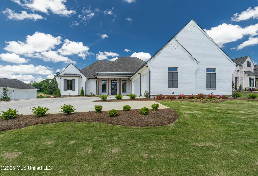 629 Big Valley Loop Flowood, MS 39232