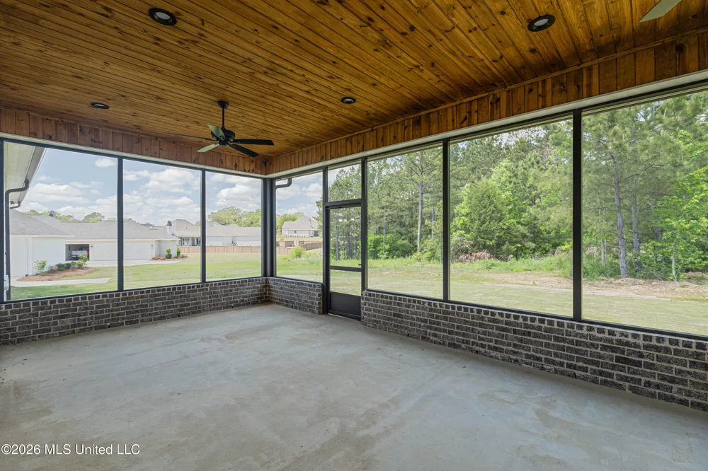 629 Big Valley Loop Flowood, MS 39232