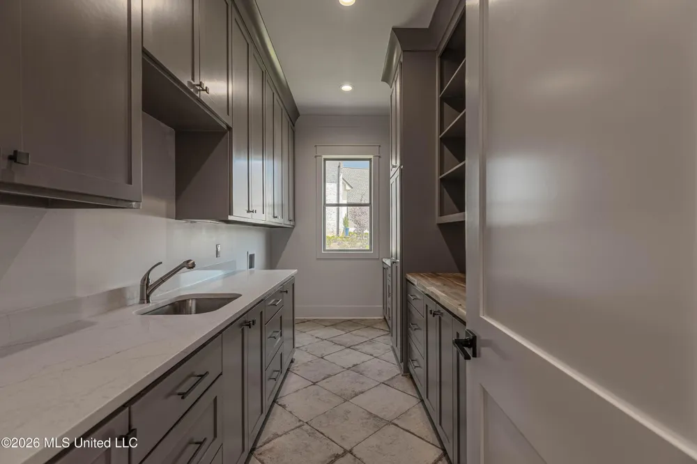629 Big Valley Loop Flowood, MS 39232