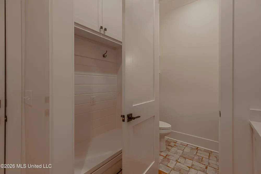 629 Big Valley Loop Flowood, MS 39232