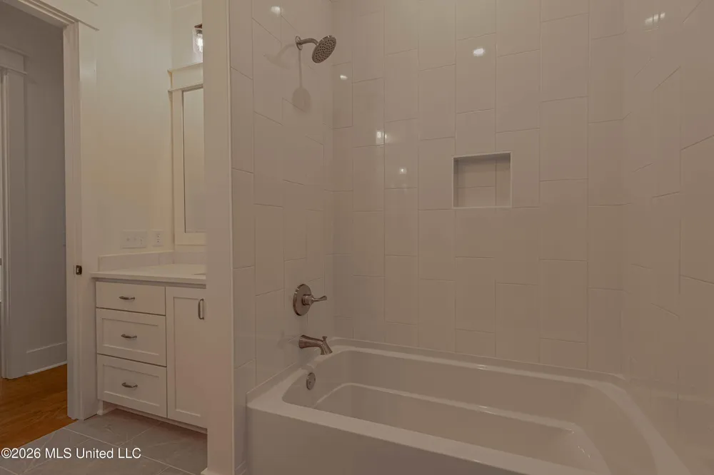 629 Big Valley Loop Flowood, MS 39232