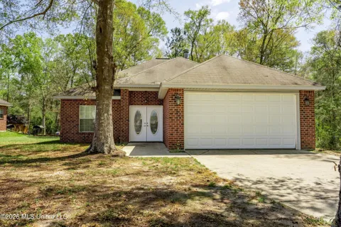 27 Maroon Drive