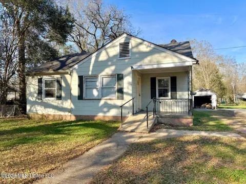 254 Rogers Circle