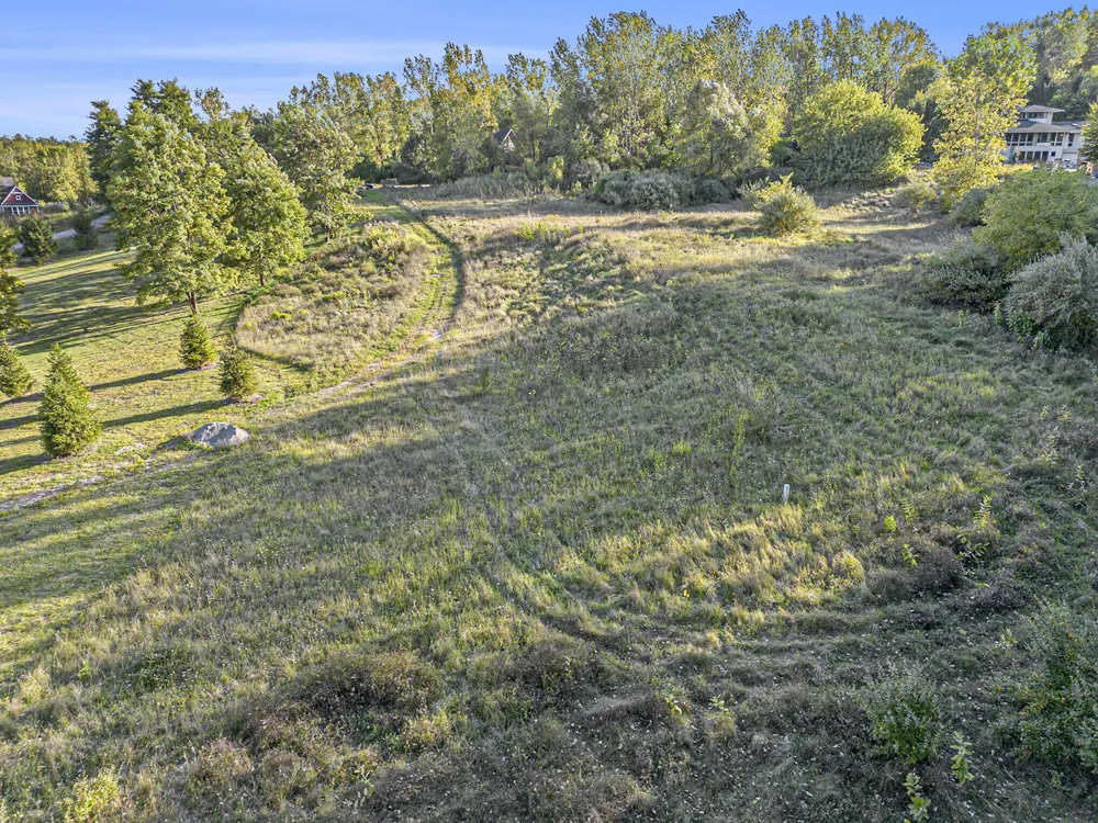5326 River Ridge Lane Ann Arbor, MI 48103
