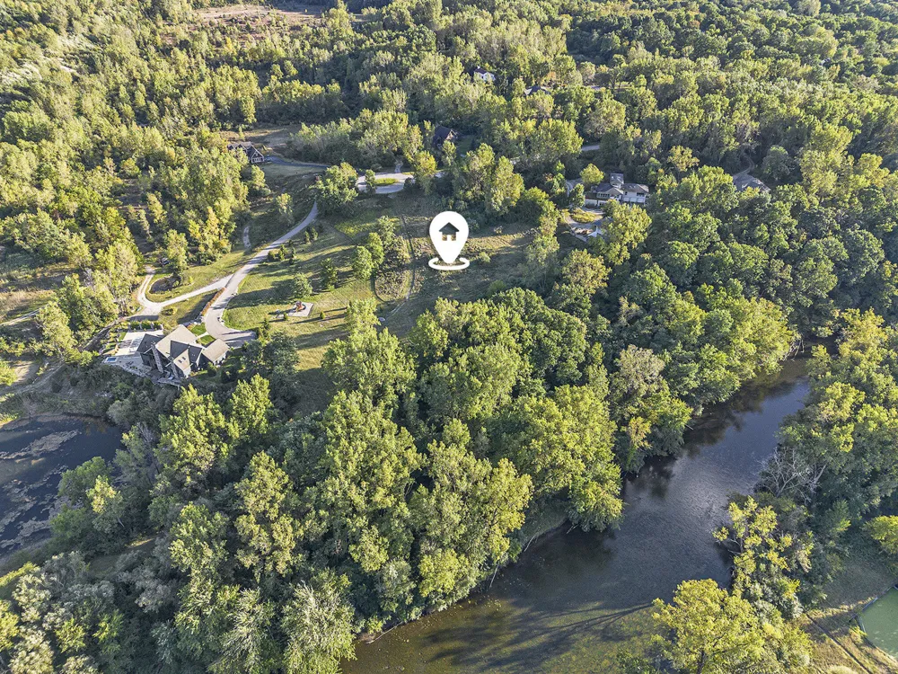 5326 River Ridge Lane Ann Arbor, MI 48103