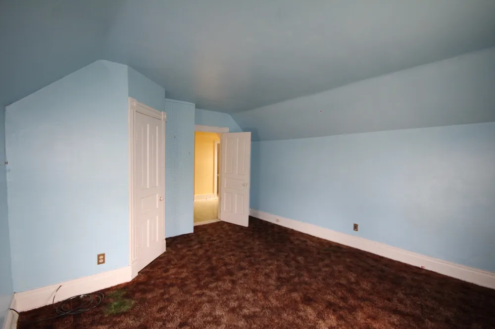 304 E Prairie Street Vicksburg, MI 49097